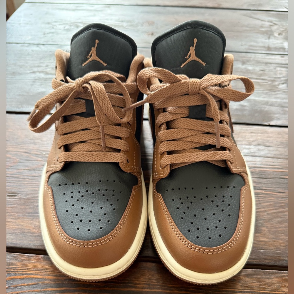 Nike Jordans Women’s 1 Low